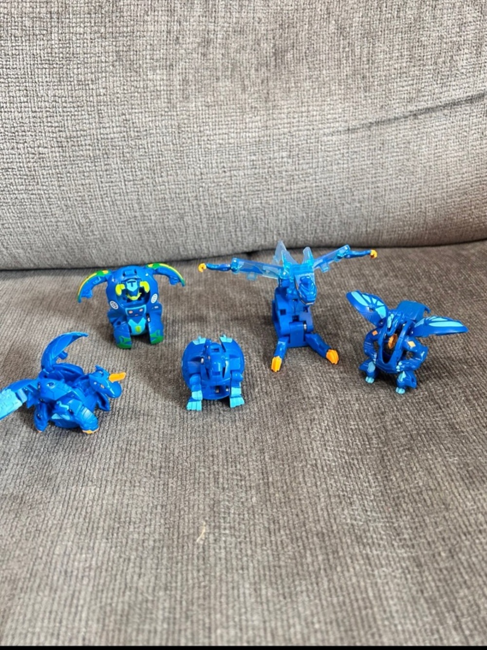 BAKUGAN BRAWLERS BLUE AQUOS lot of 4